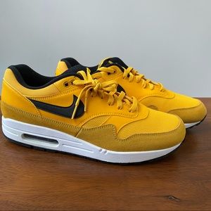 Nike Air Max 1 University Gold BV1254-700